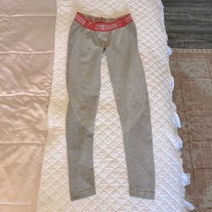 Gymshark Leggings Gray and Pink